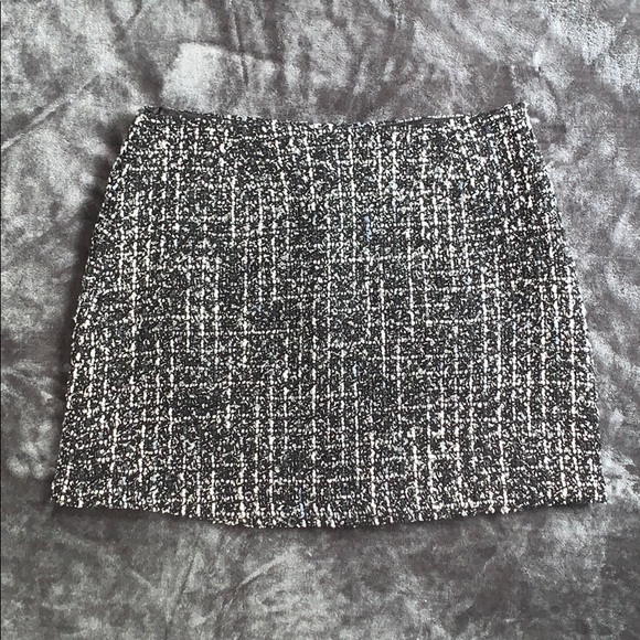 Forever 21 Dresses & Skirts - Forever 21 tweed black and white miniskirt size S